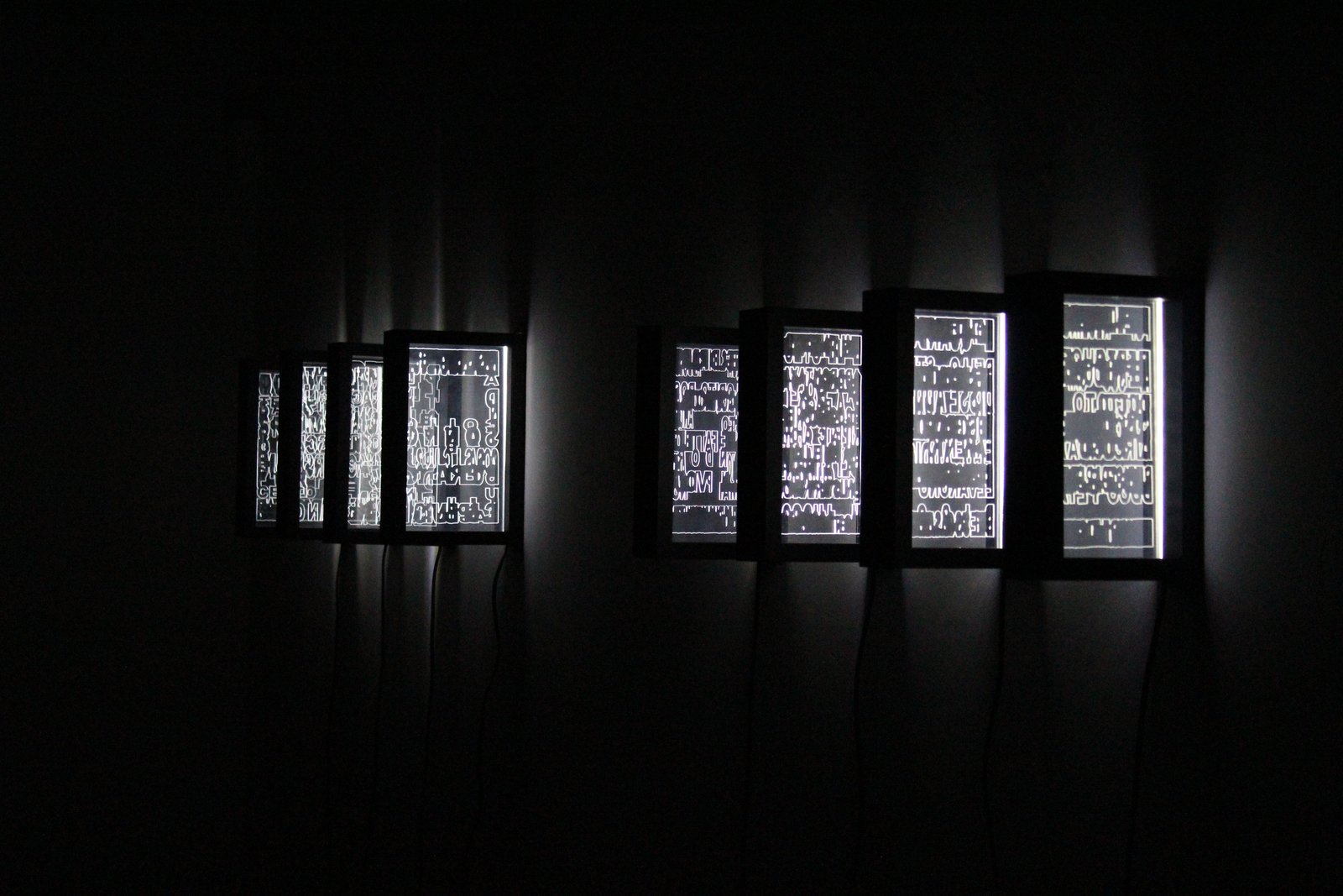Meri Tancredi, Parabolḗ, dettaglio delle opere in mostra